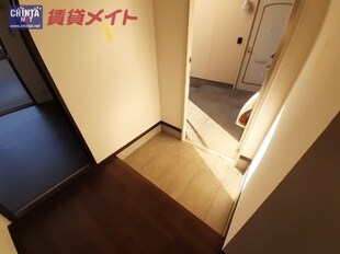 伊勢川島駅 徒歩10分 1階の物件内観写真